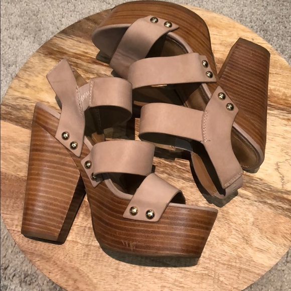 Aldo Shoes - Aldo beige stewpot heeled sandals